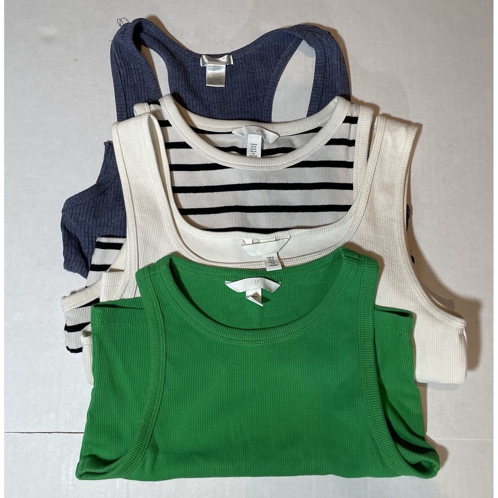 Ribbed Cropped Racerback Tank‎ Tops Size Medium Layering Basics